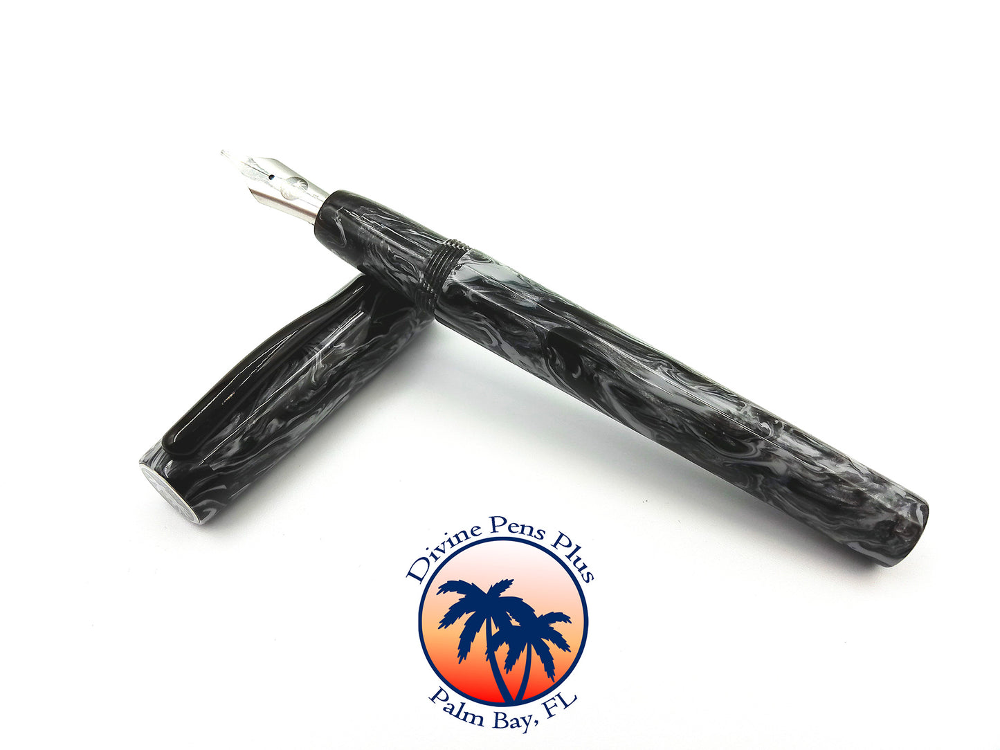Agape Fountain Pen - "Damascus"