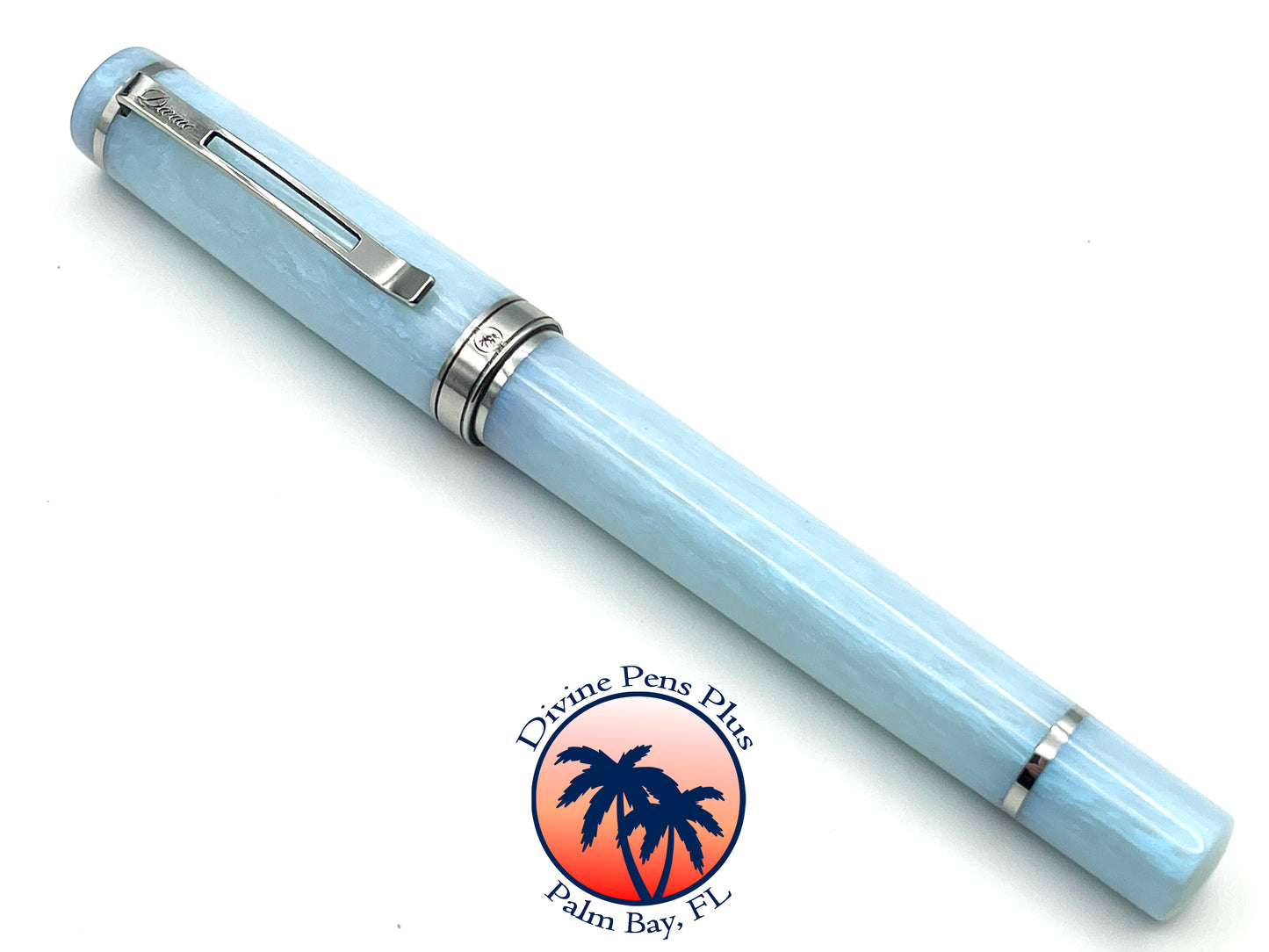 Divinus Fountain Pen - "Electric Blue"