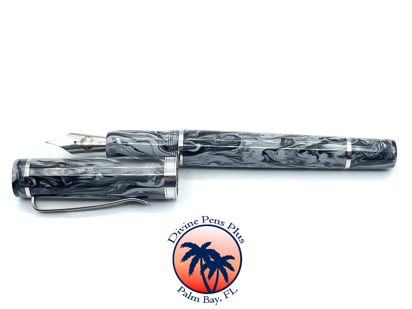Divinus Fountain - "Damascus Steel"