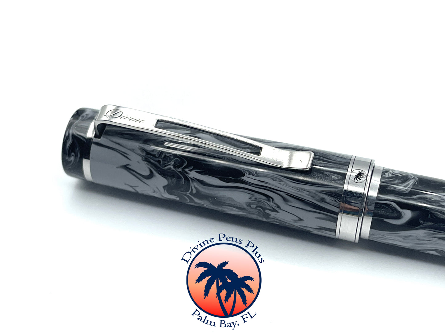 Divinus Fountain - "Damascus Steel"