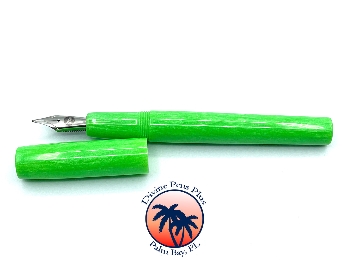 Spes Fountain Pen - "Lime Green Pearl"