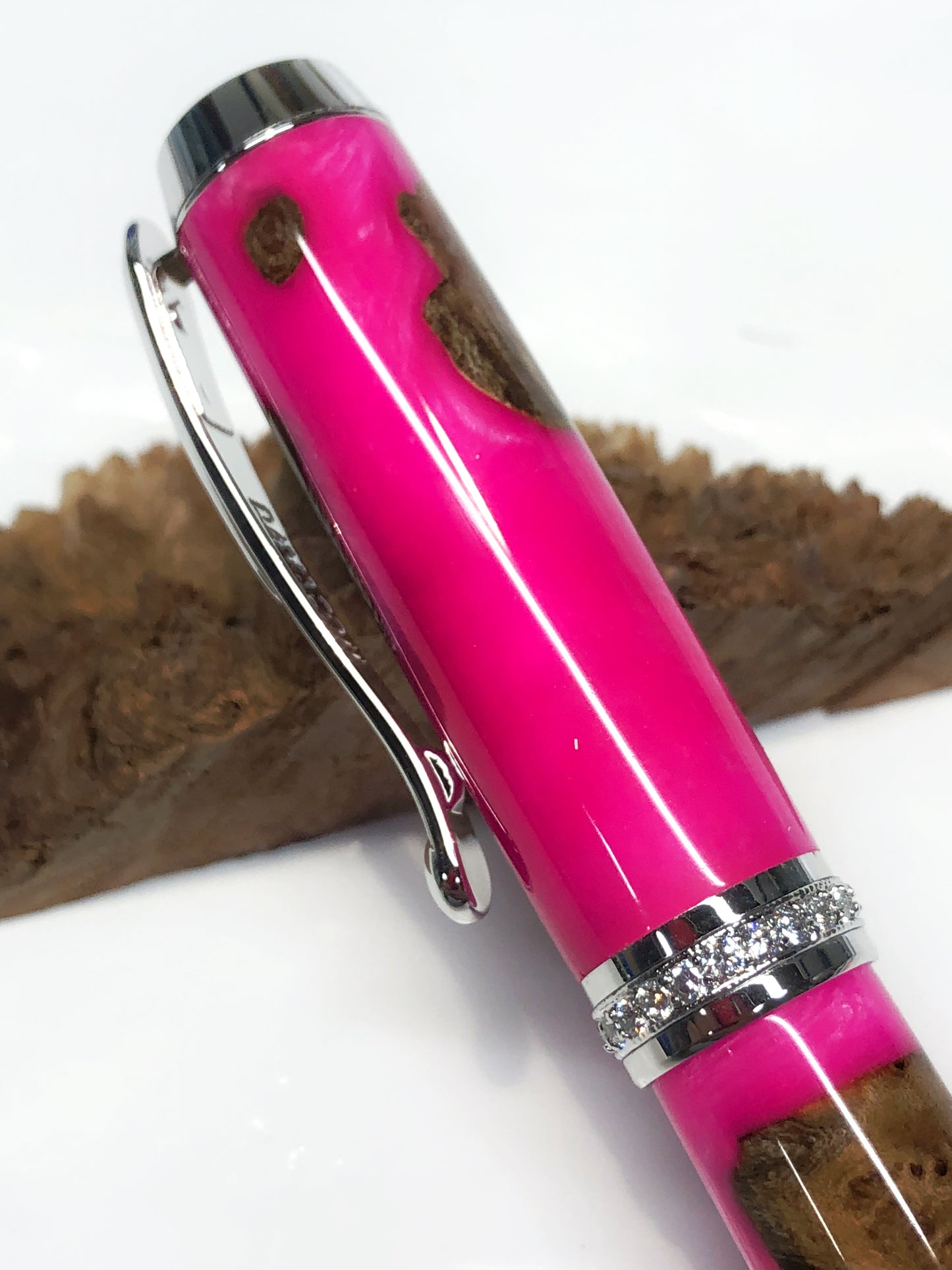Venus Rollerball / Rhodium - Hybrid Maple Burl and Hot Pink