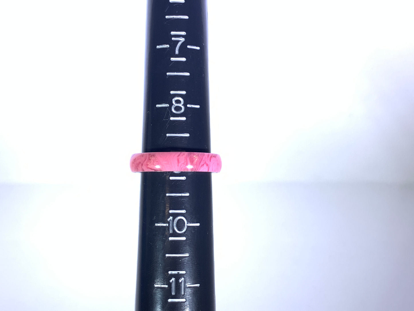 Ring / 4mm Stainless Steel - Resin / Pink Starburst - Size 9