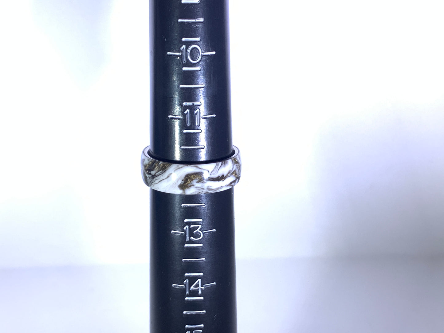 Ring / 8mm Stainless Steel - Resin / Dark Winter - Size 12