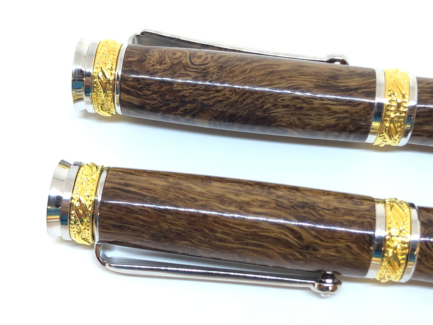 Majestic Jr Desk Set / Rhodium and 22kt Gold - Wood / Spaghetti Oak