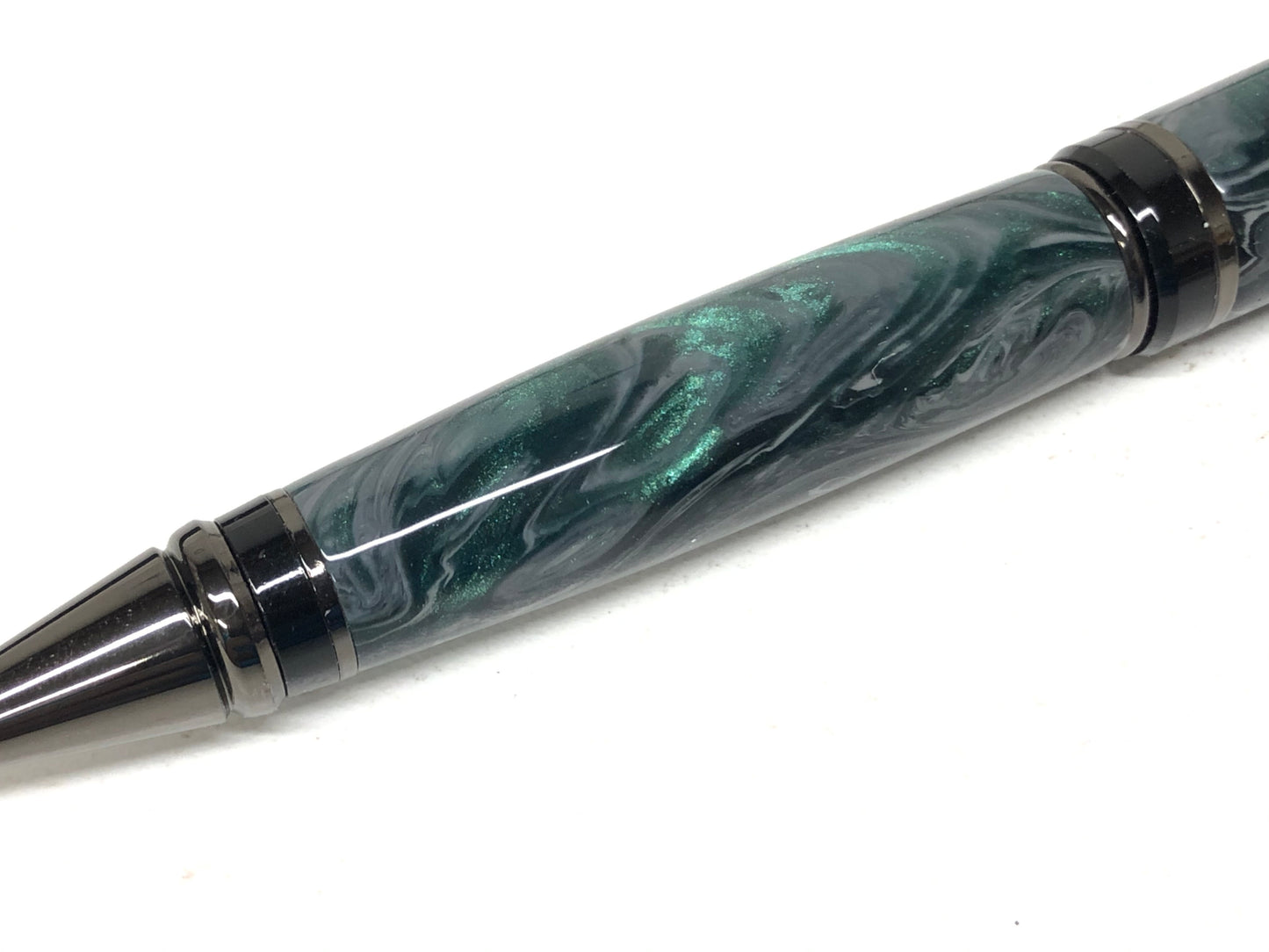 Cigar / Gunmetal - Resin / Jade Damascus