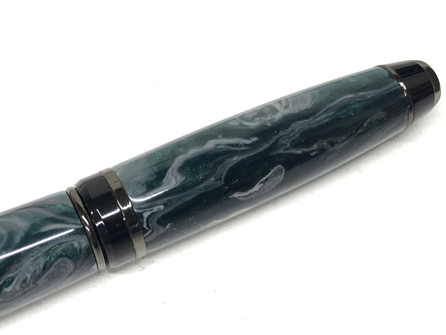 Cigar / Gunmetal - Resin / Jade Damascus