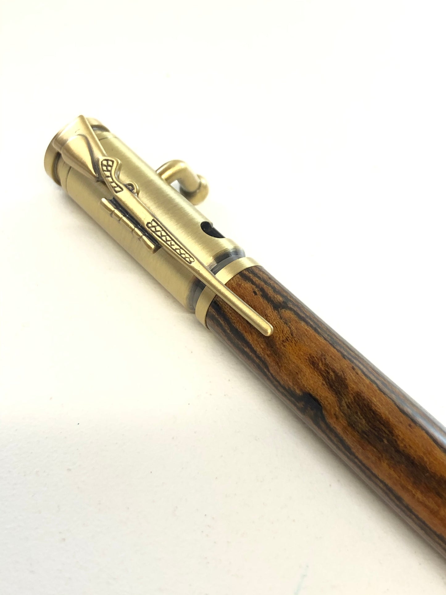 Bolt Action / Antique Brass - Wood / Bocote