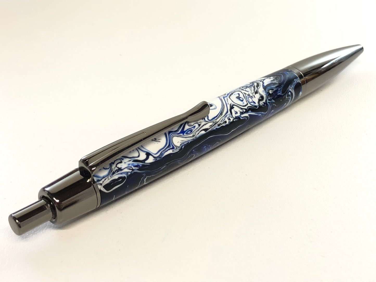Athena Click / Gunmetal - Resin / Blue, Black and White