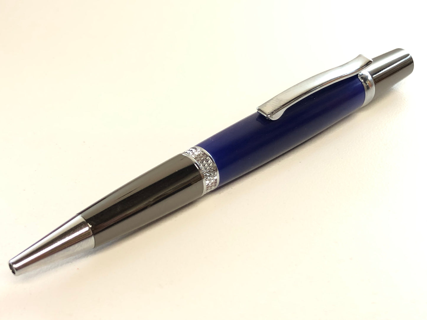Diamond Knurl / Gunmetal and Chrome - Resin / Solid Blue