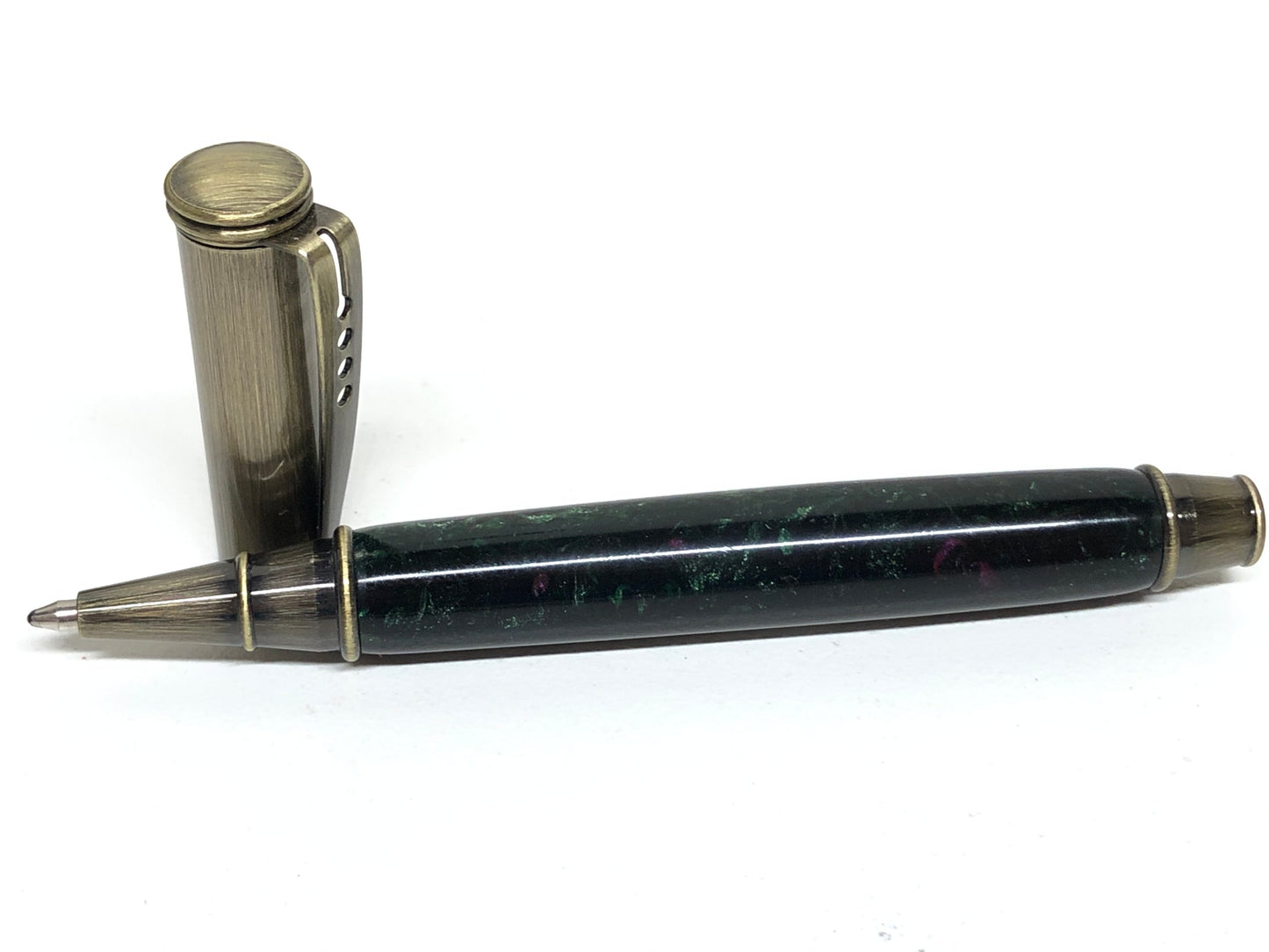 Tiny Giant / Antique Brass - Resin / Morning Glory