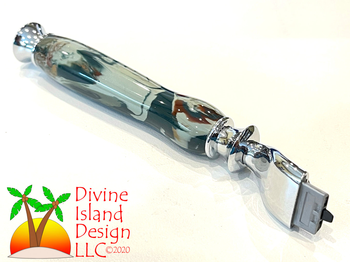 Razor "Mach 3" / Chrome - Resin / Woodland Camo