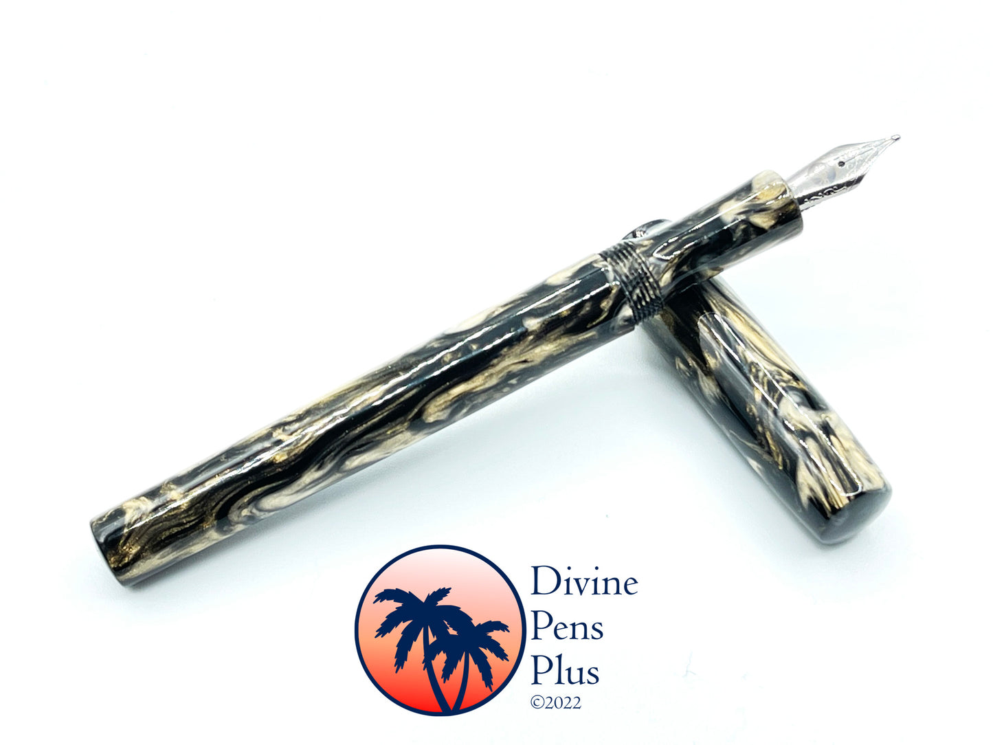 Palm Bay Fountain Pen - "Black Gold"