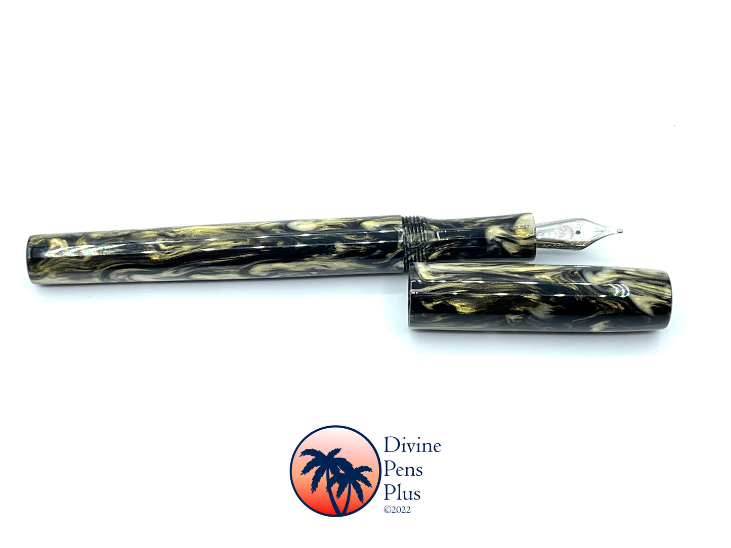 Palm Bay Fountain Pen - "Black Gold"