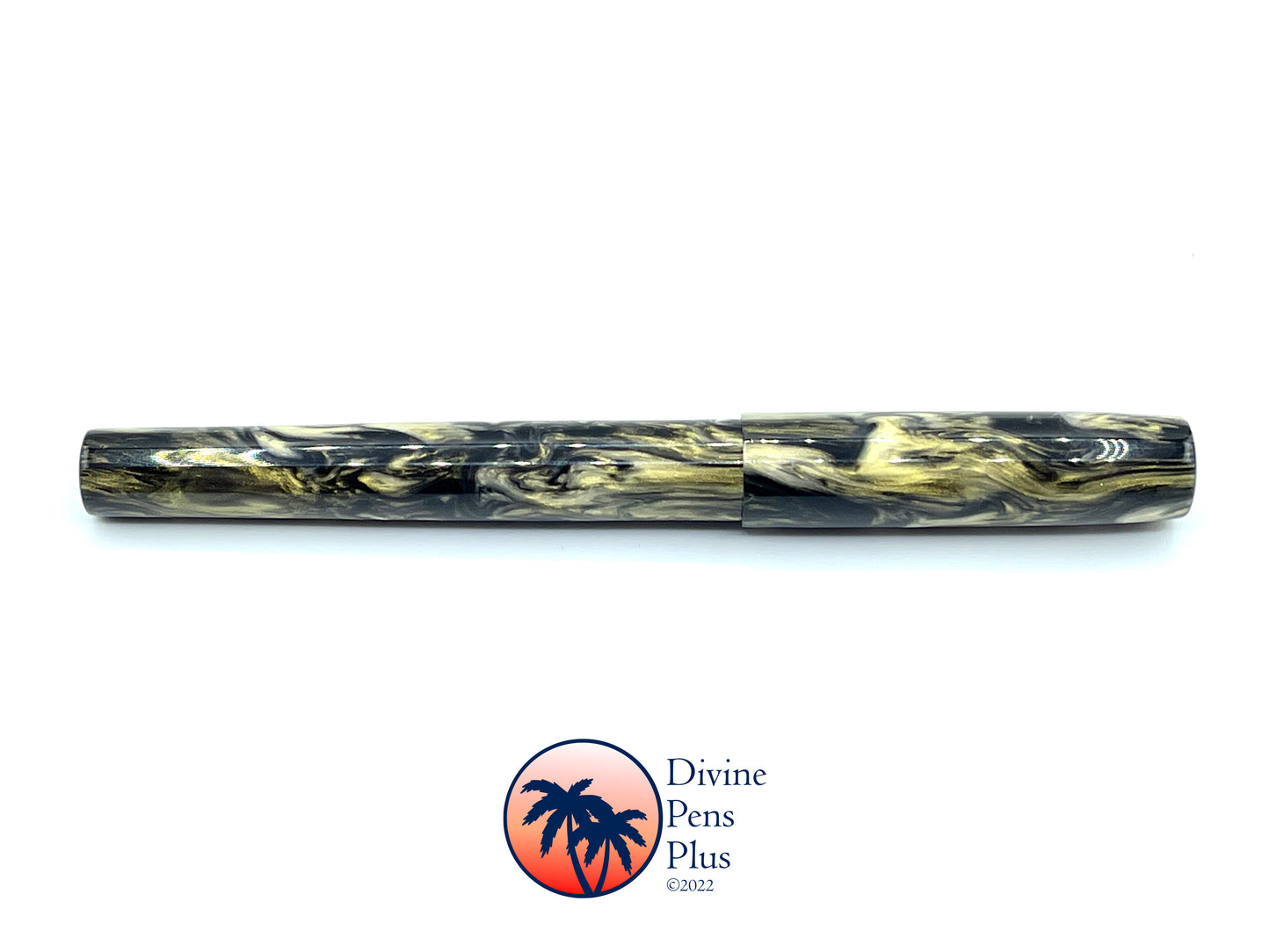 Palm Bay Fountain Pen - "Black Gold"