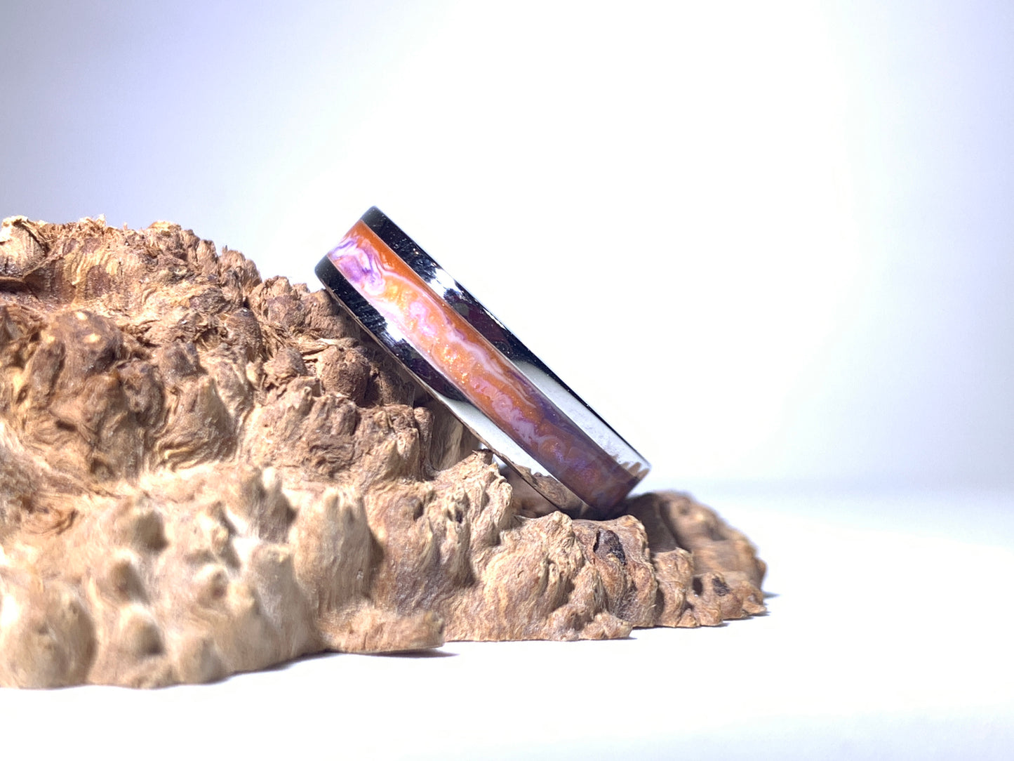 Ring / 6mm Middle Channel Stainless Steel - Resin / custom mix - Size 12