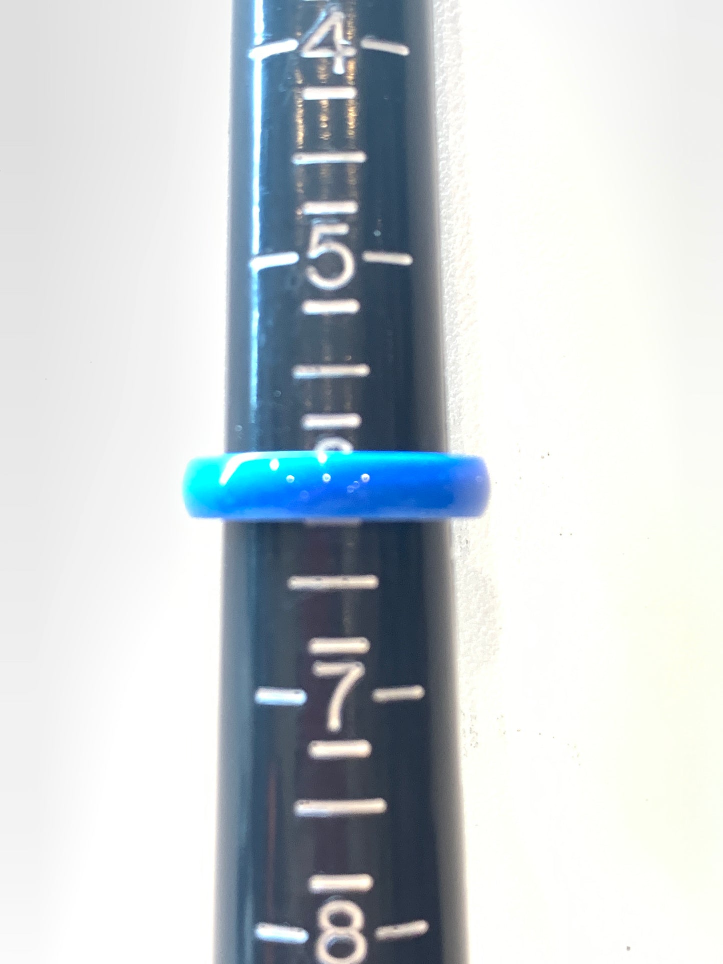 Ring / 4mm Stainless Steel - Resin / GLOW blue - Size 6