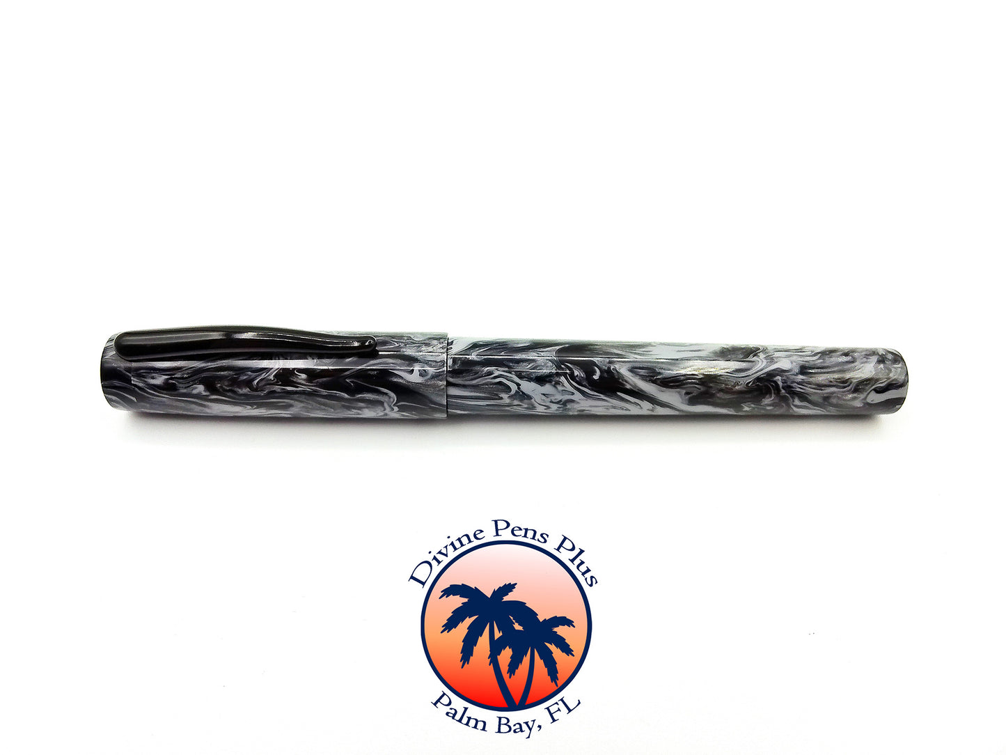 Agape Fountain Pen - "Damascus"