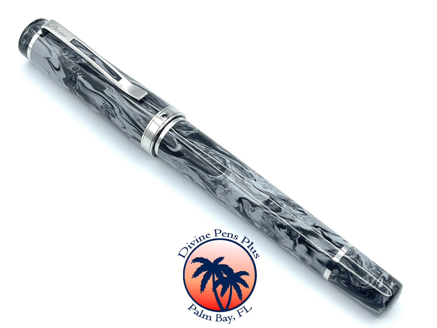 Divinus Fountain Pen - "Damascus Steel"