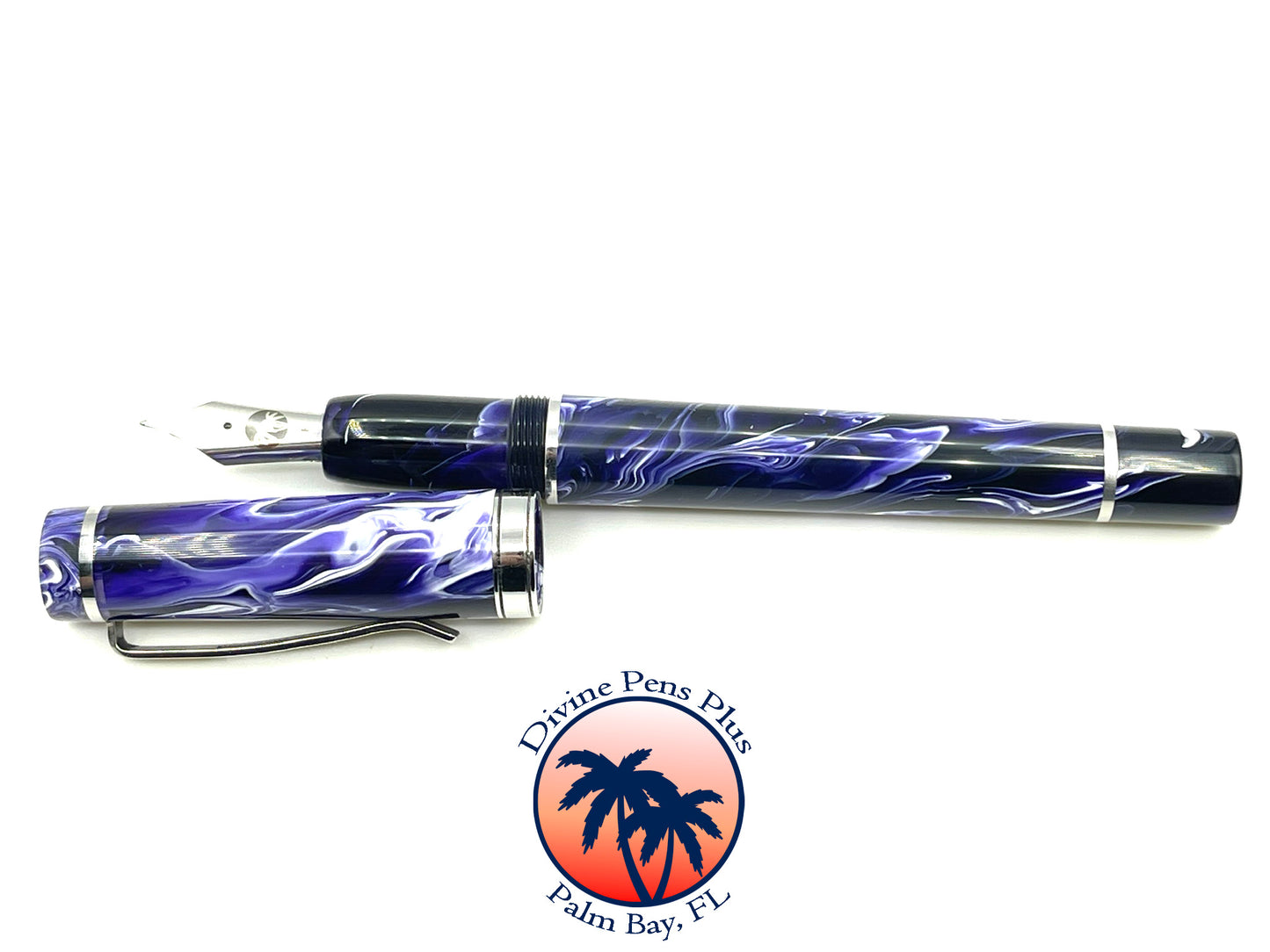 Divinus Fountain Pen - Brooks Custom