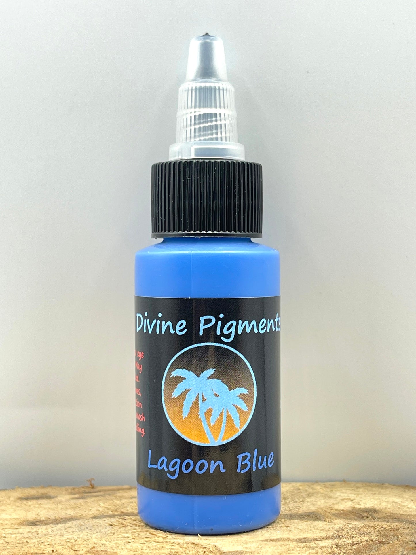 Divine Pigments - Lagoon Blue