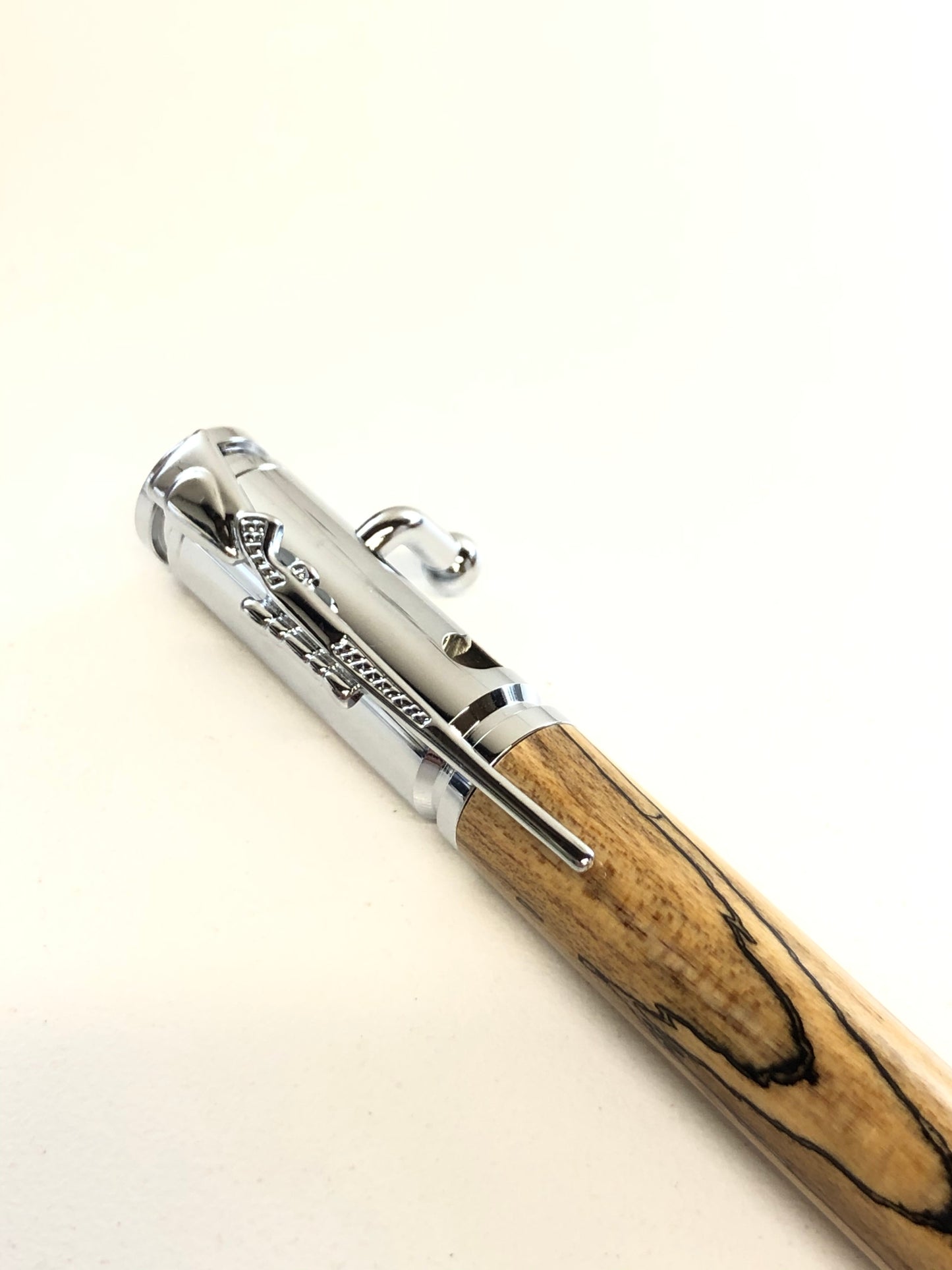 Bolt Action / Chrome - Wood / Spalted Maple