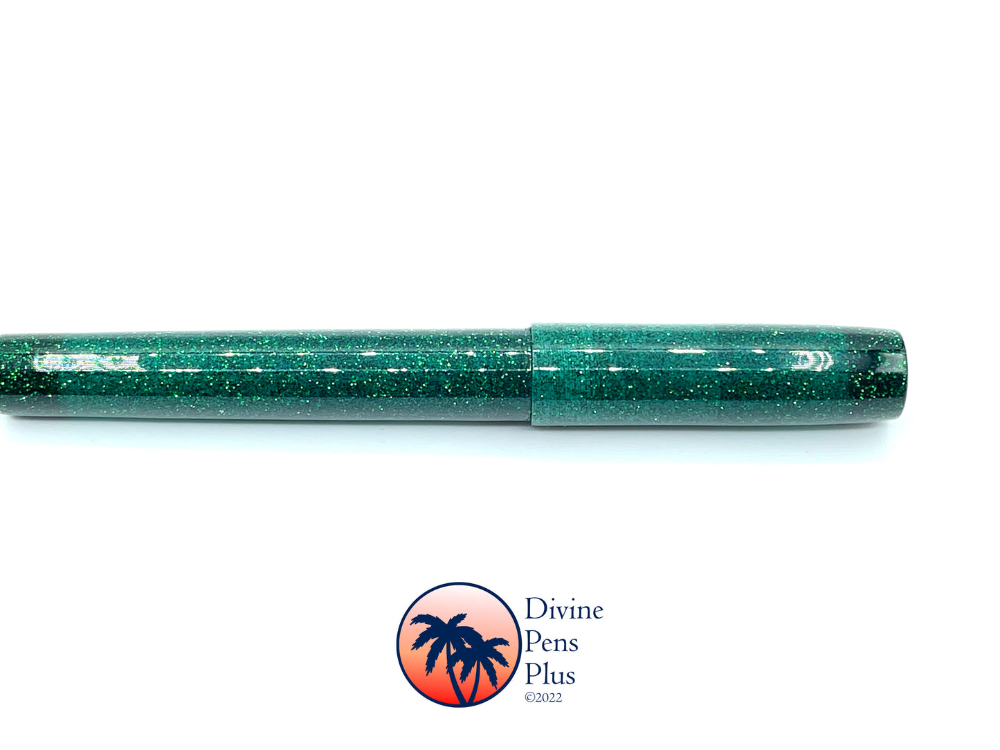 Spes Fountain Pen - "Emerald Green" Glitter