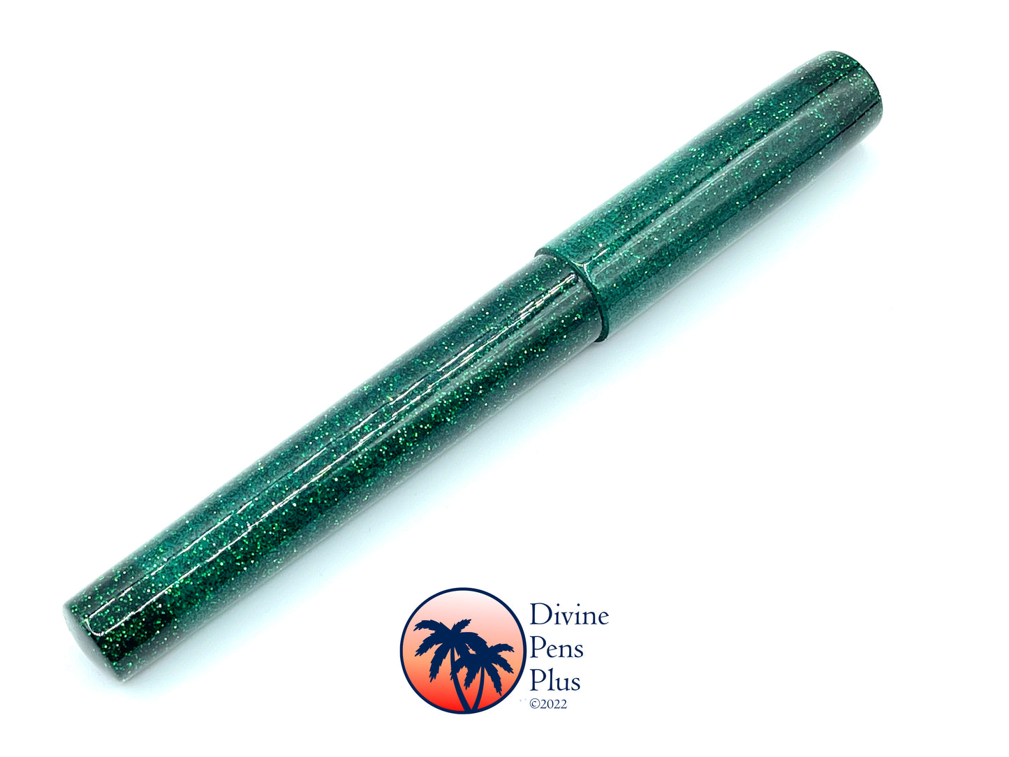 Spes Fountain Pen - "Emerald Green" Glitter